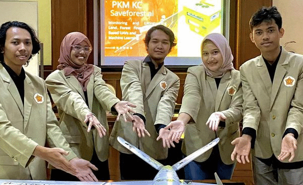 Mahasiswa UGM